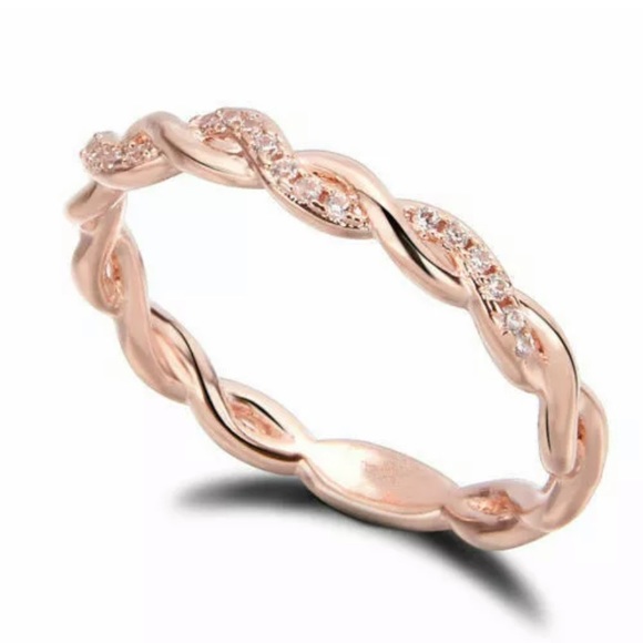 14K Rose Gold Stack Twisted Ring Gorgeous Ring - Picture 3 of 7